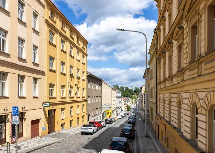 Zizkov Nest Serene Retreat Apartman