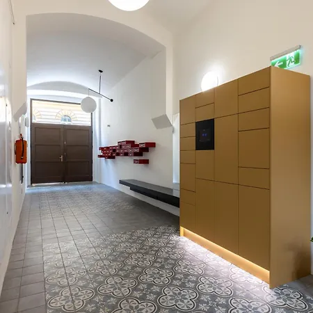 Zizkov Nest Serene Retreat Appartement Praag